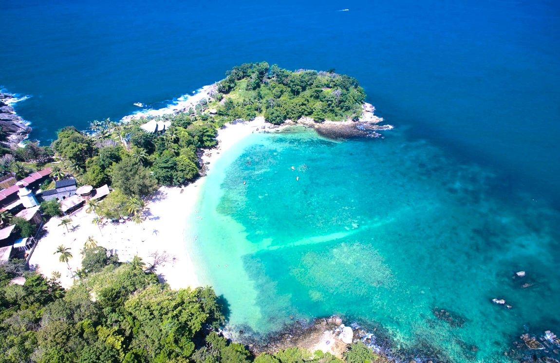 Фильм LUXURY TROPICAL GETAWAY IN PHUKET Paradise Beach - Thailand 2024 (2024) смотреть в высоком HD качестве онлайн